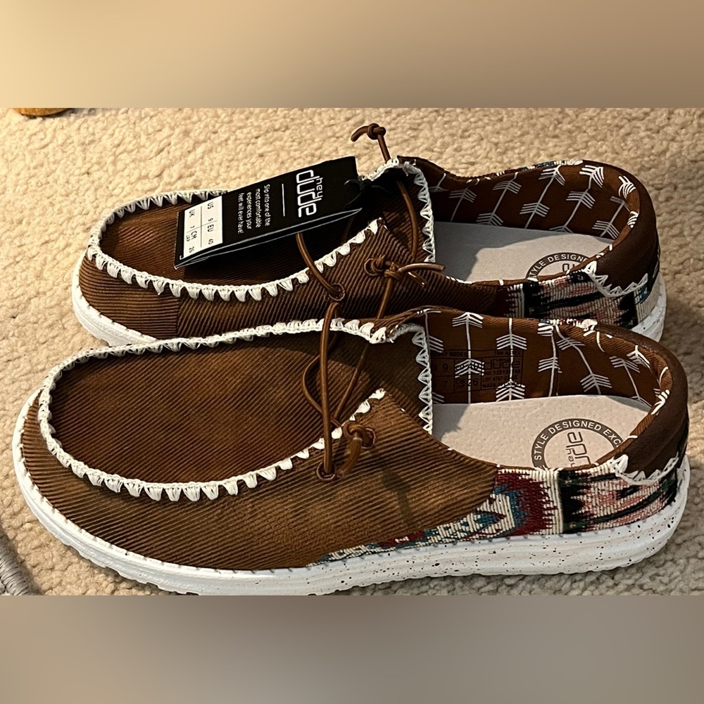 Hey Dude Shoes Wendy Rodeo Tan Aztec Buckle Exclusive